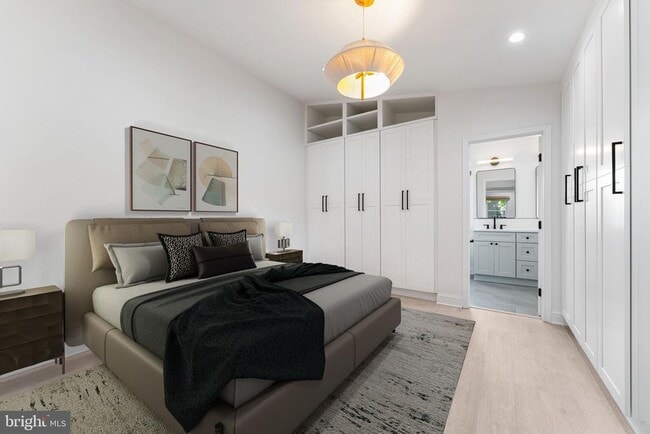 Photo - 5014 Sheridan St