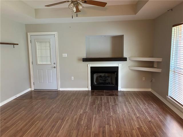 Photo - 105 Southgate Dr
