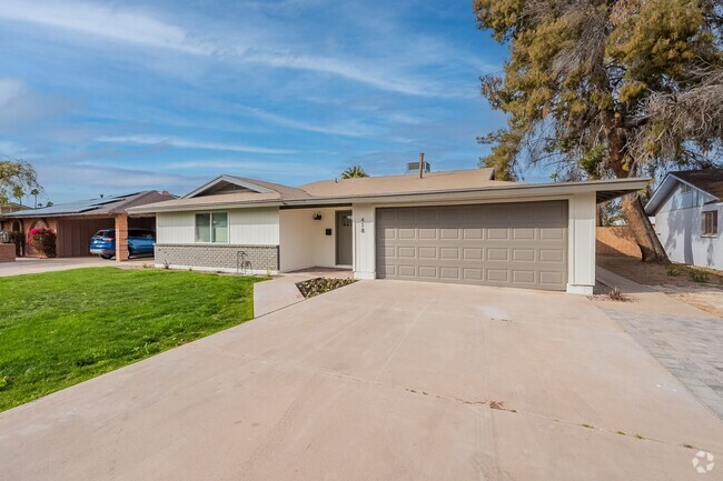 Building Photo - Stunning Clean Updated Home in Tempe!