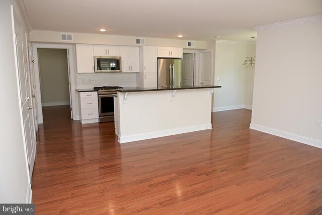 Photo - 205 Nassau St