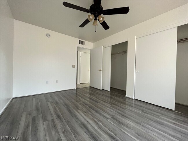 Photo - 5710 E Tropicana Ave Unidad 1139