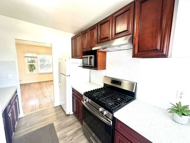 Photo - 2648 Unit 2646- B