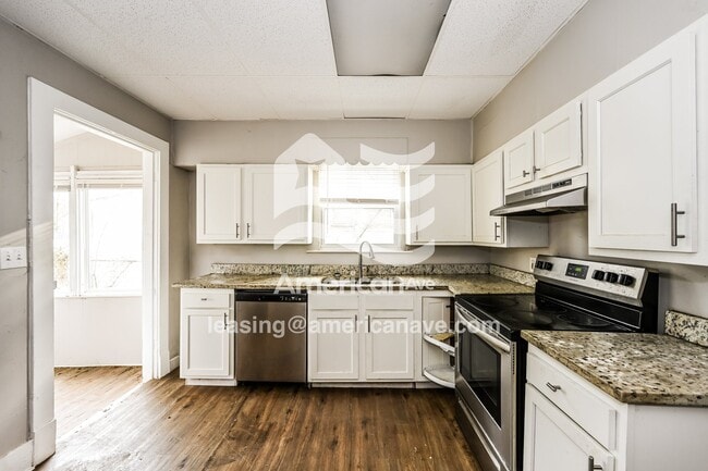 Photo - 321 S 43rd St