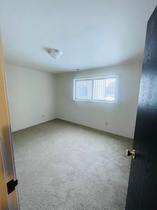 Springport Glen Apartments Jackson, MI