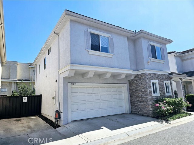 Photo - 15812 Crest Ln