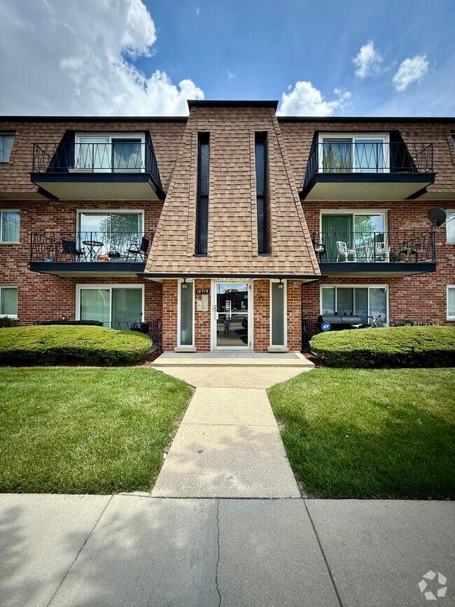 Building Photo - 10715 Keating Ave Rental