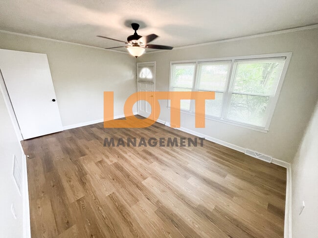 Photo - 13045 Old White Horse Rd