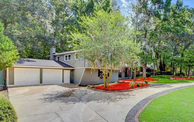 Photo - 403 Fairington Dr