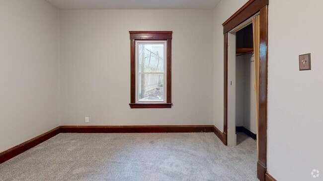 Building Photo - 3210 W.98th Unit 1st Floor Rental