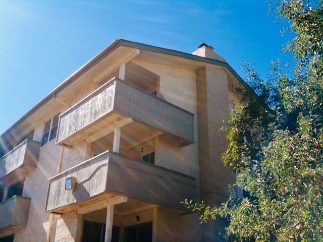 Building Photo - 3035 Oneal Pky Unit Stratford Park West