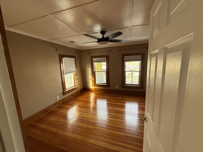 Photo - 58 Arnold St Unit 3  2nd FL