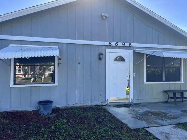 Photo - 8698 Uranus Terrace