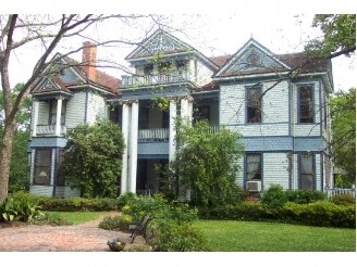 Photo - Calvert Inn Apartments