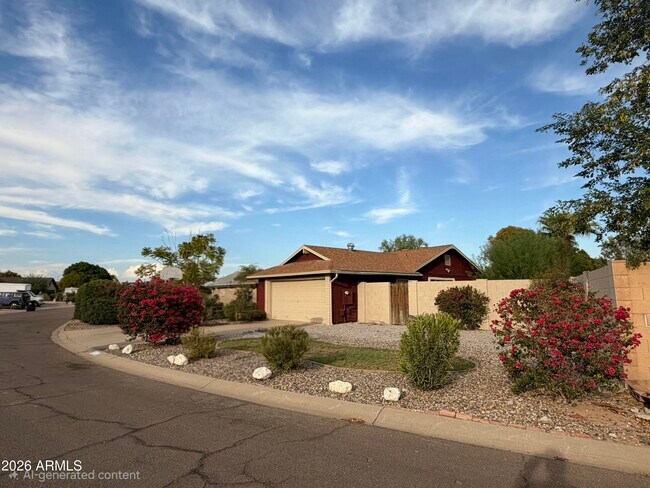 Photo - 16015 N 47th Dr