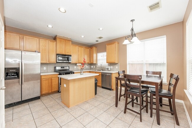 Photo - 6451 Applewood Forest Dr