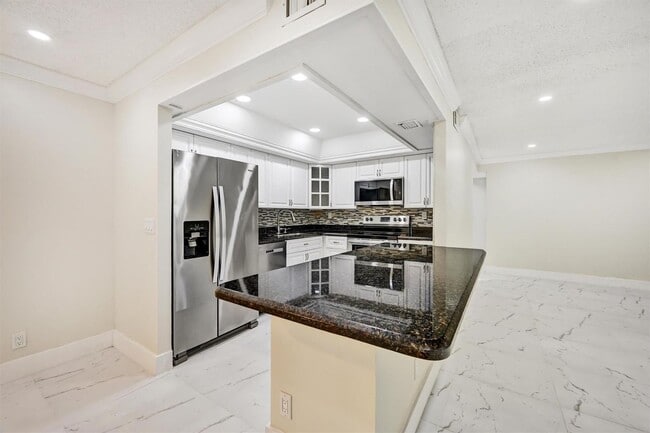 Photo - 3336 Quail Close