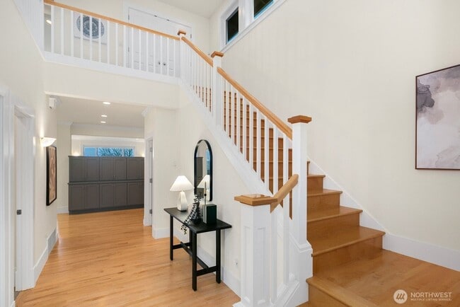 Photo - Light-Filled Magnolia Home with Spectacular Northwest Views