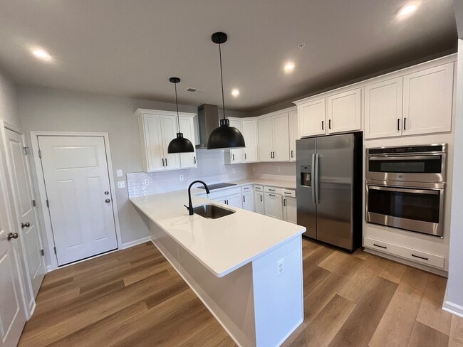 Photo - 638 Brookwood Glen Terrace