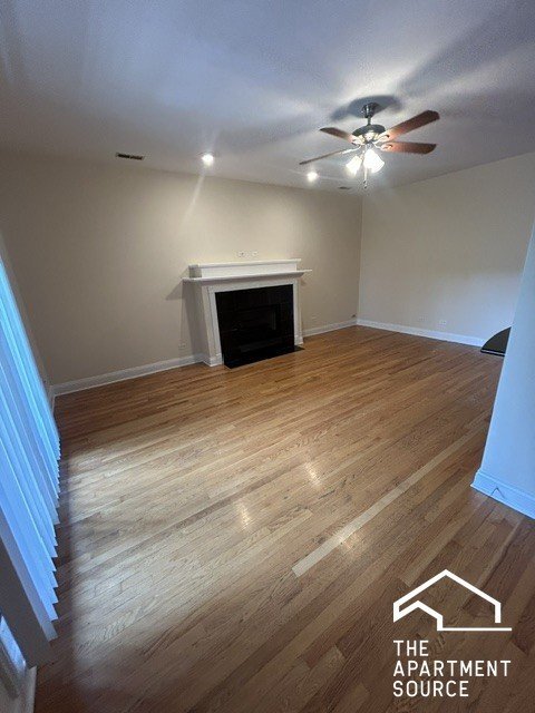 Photo - 2656 N Hamlin Ave Unit 2S
