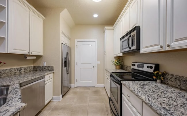 Photo - 1800 Kole Pl