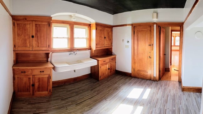 Photo - 4244 N 18th St Unit Upper