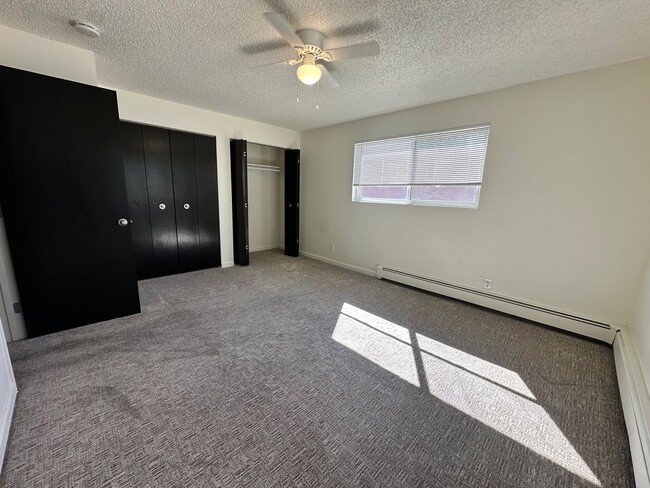 Photo - 720 Moore St Unit 03