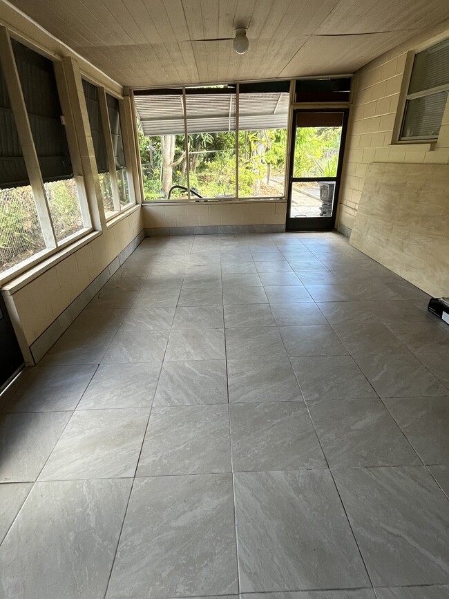 Photo - 7071 61st St