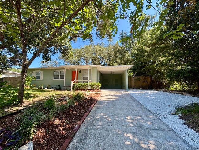 Building Photo - 4 Madeira Dr Rental