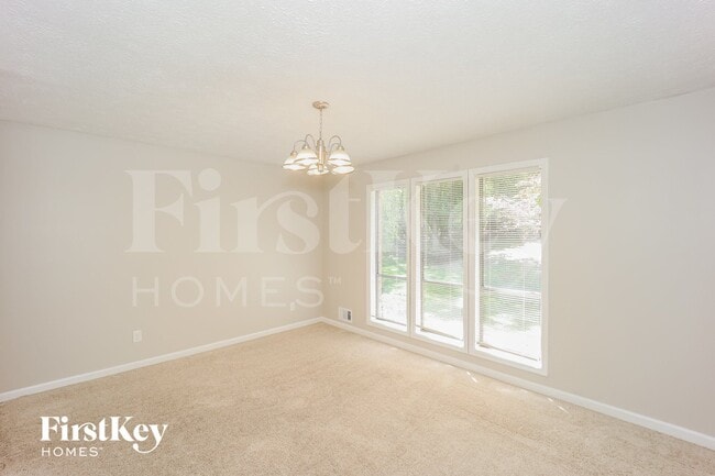 Photo - 815 San Remo Ct