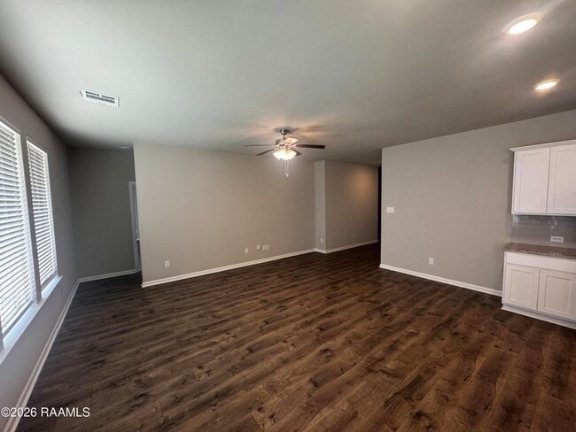 Photo - 115 Rue Chateau Royal Dr