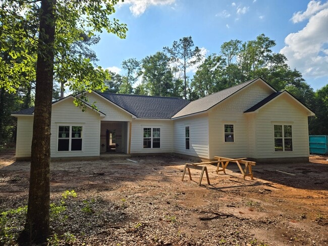 Building Photo - 3060 Palmyra Rd