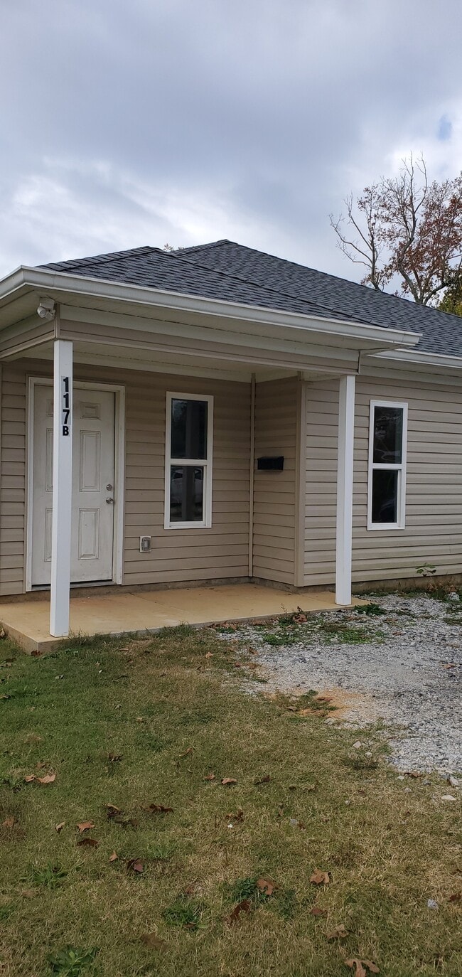 Photo - 117 Second St