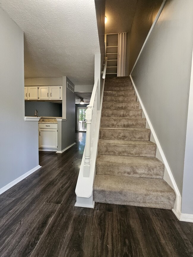 Photo - 9459 Timber View Dr