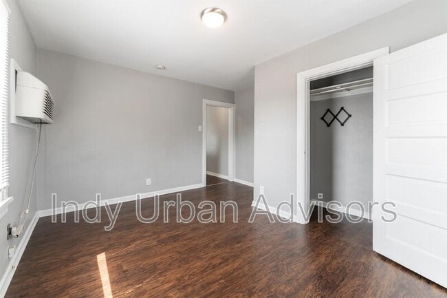 Photo - 524 1/2 E Raymond St.