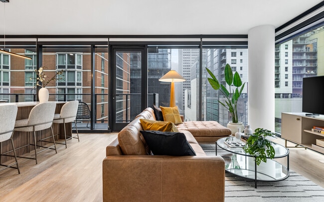 Photo - 218 E Grand Ave