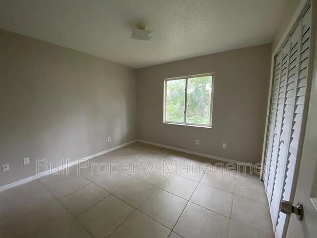 Photo - 5523 Lehigh Ave Unit 5523