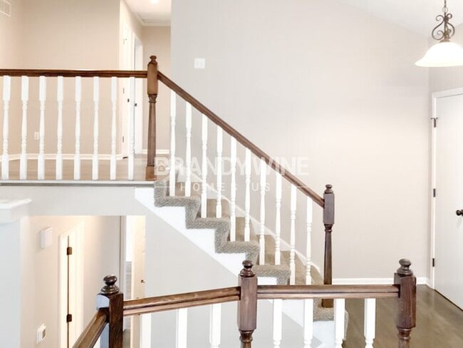 Photo - 105 Sumac St