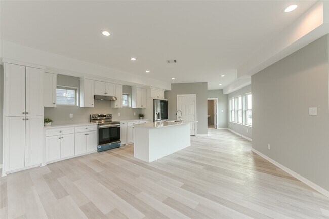 Photo - 5302 Tarawa Rd