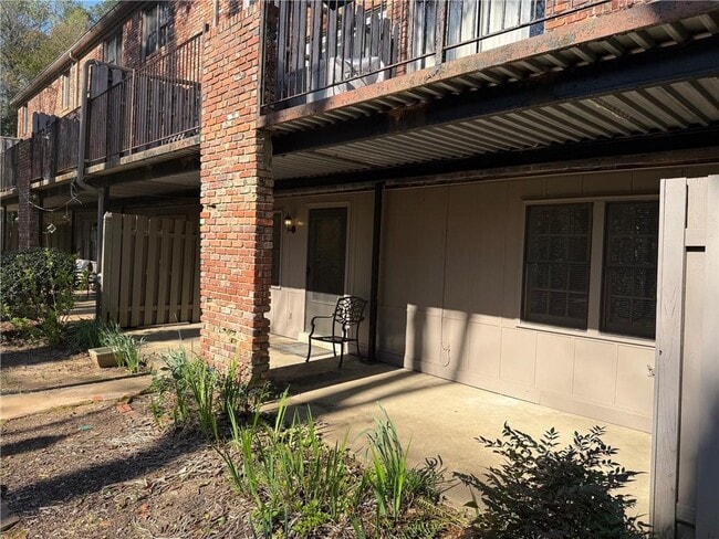 Photo - 3095 Colonial Way Unit M