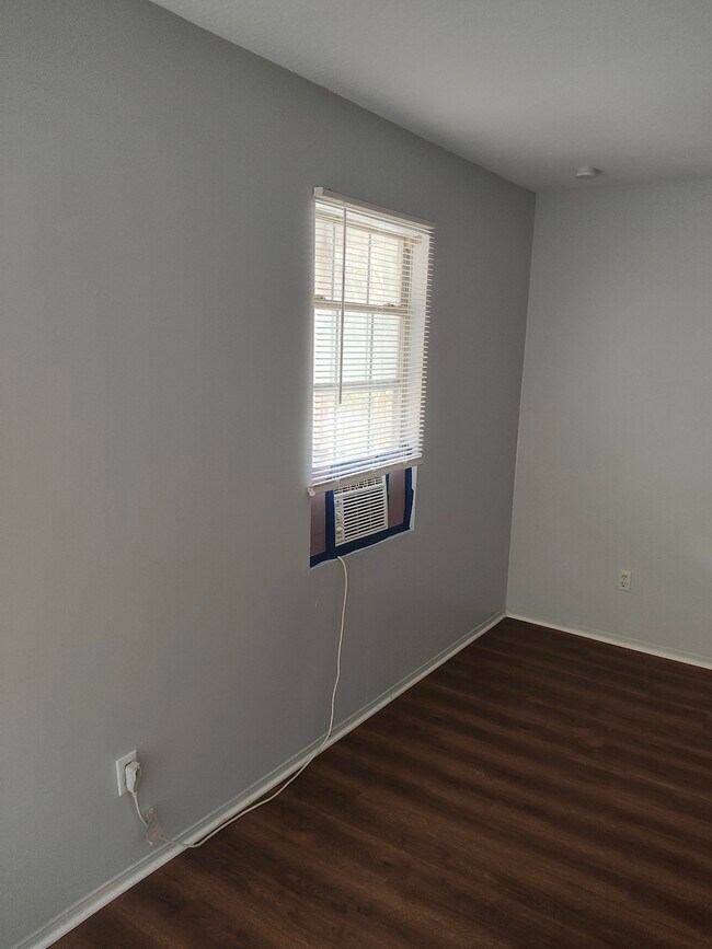 Photo - 6 Clayton Dennis Rd Unidad 103