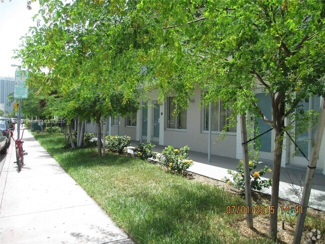 Building Photo - 801 15th St Unit 106 Rental
