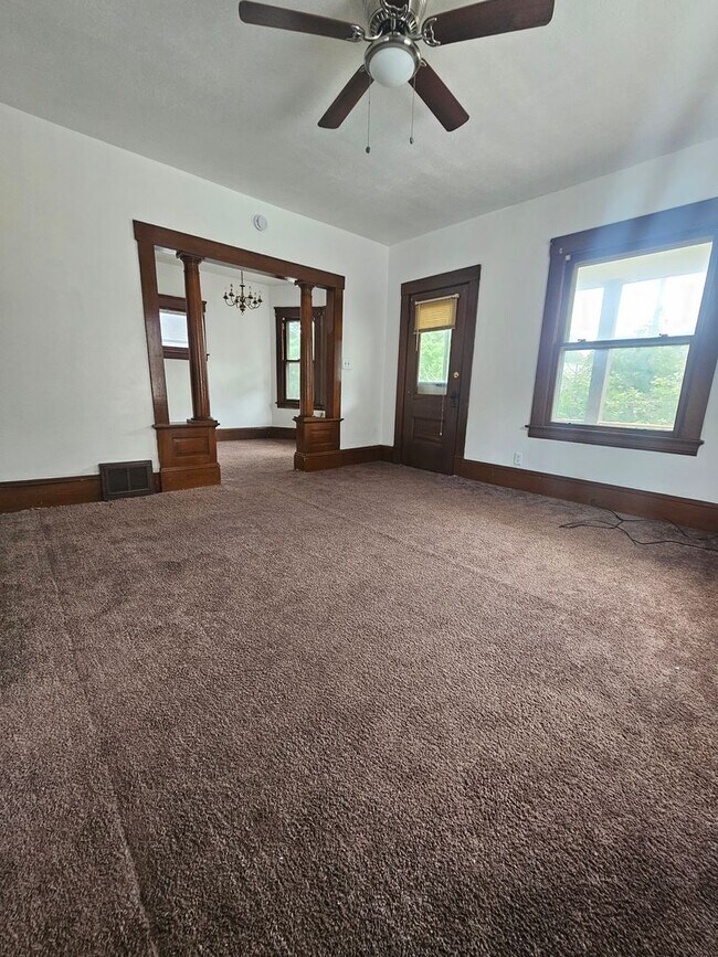 3690 E 57th St Unit 3690 E 57th St UP