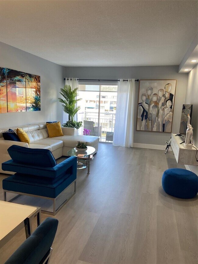 Photo - 400 Kings Point Dr Unit 526