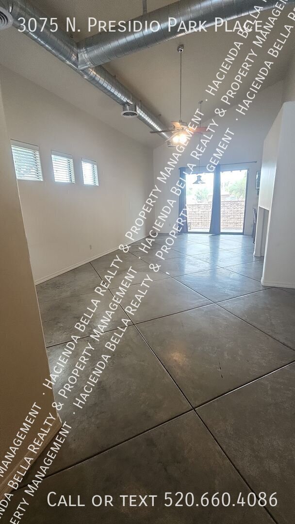 Photo - 3075 N Presidio Park Pl