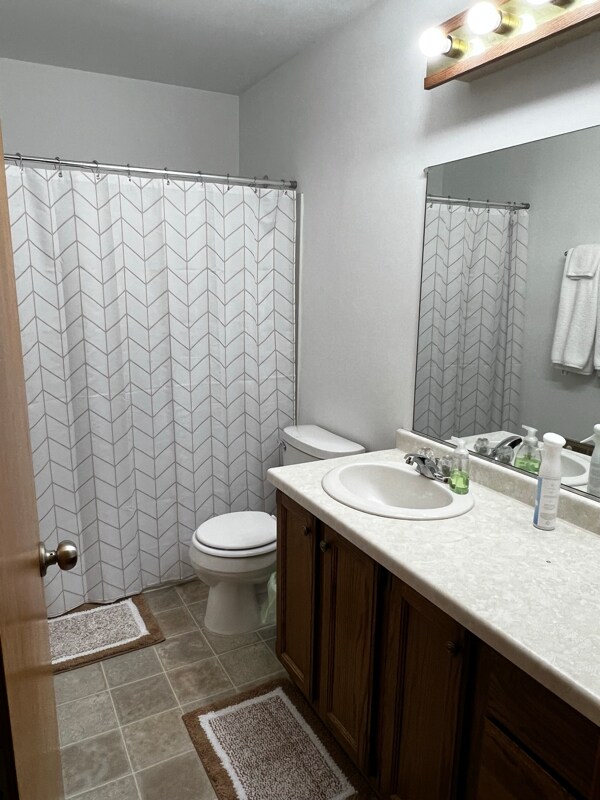 Photo - 5483 176th St Unidad 2