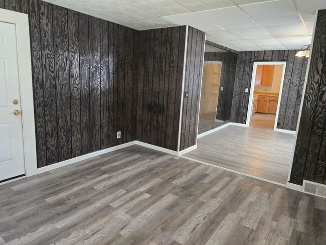 Photo - 3605 5th Ave Unit RENTSUX - 3605 5TH AVE -  1