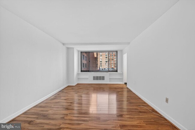 Building Photo - 1021 Arlington Blvd Unit 414