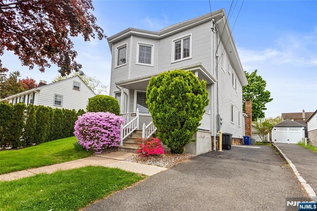 Photo - 346 Cleveland Ave