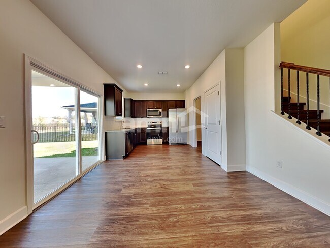 Photo - 1215 Tan Tara Trail