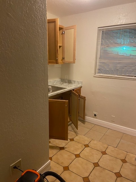 Sink and cabinet kitchen area no stove - 4360 SW 2nd Ter Apartments Unit Efficiency